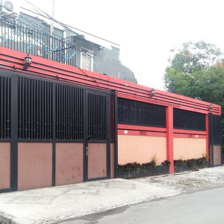 Oyo 90119 Dorowati Guesthouse Syariah Medan Exterior photo