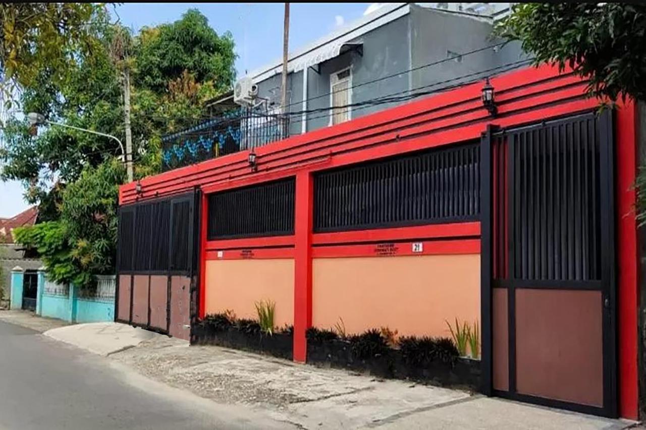 Oyo 90119 Dorowati Guesthouse Syariah Medan Exterior photo